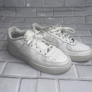 Nike Air Force 1 Low Grade School "White" Kids' Casual Shoe